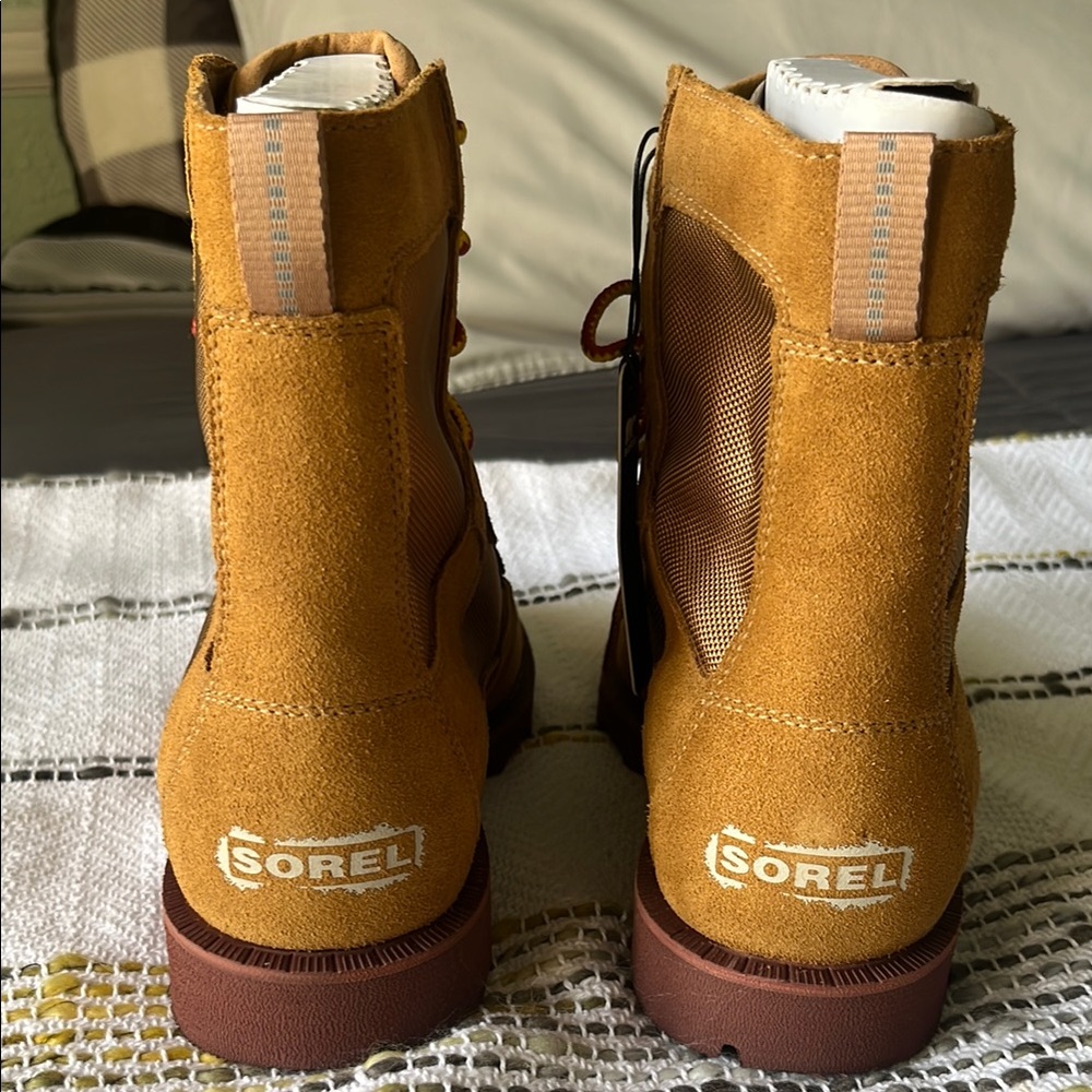 Sorel Men's Caribou™ OTM
Winter Boot